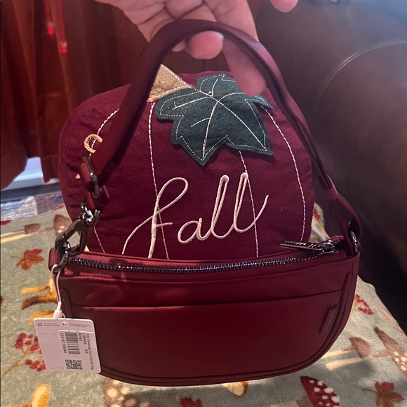 Lululemon Athletica mini shoulder bag essential 1L rockwood color - Picture 4 of 6